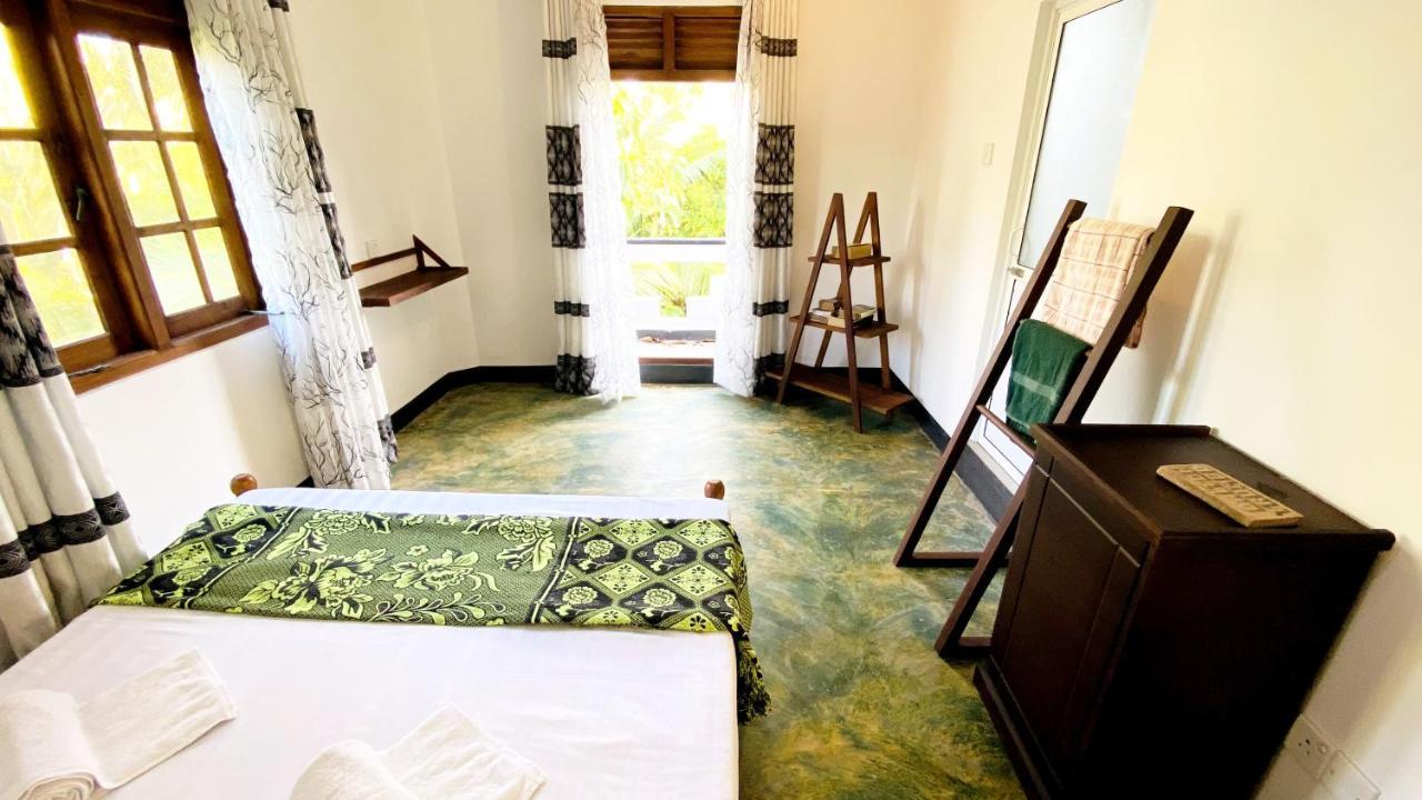 Madiha Surf House Lanka Otel Matara Dış mekan fotoğraf