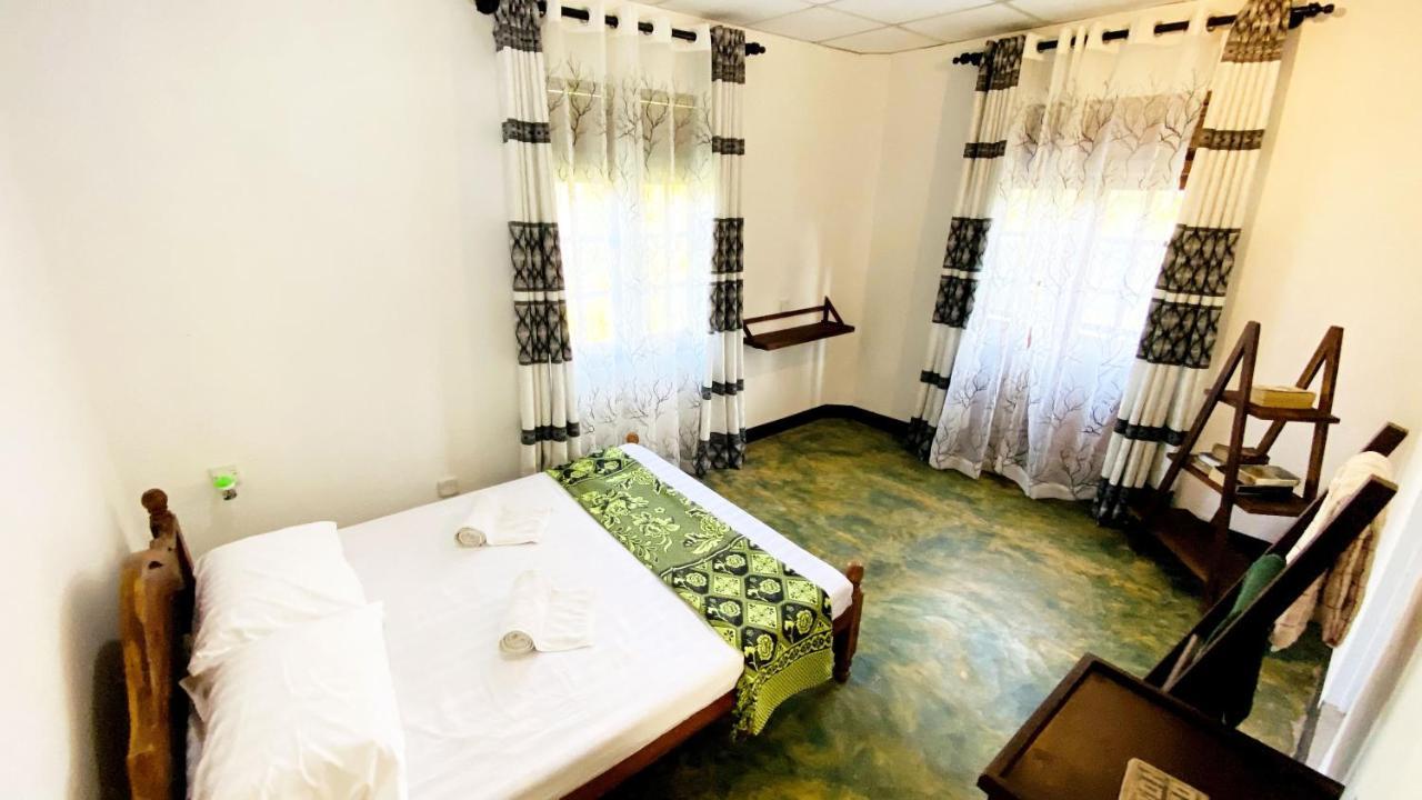 Madiha Surf House Lanka Otel Matara Dış mekan fotoğraf