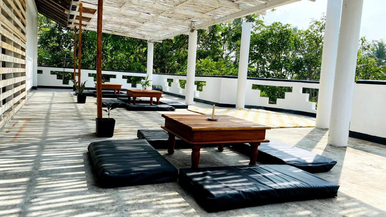 Madiha Surf House Lanka Otel Matara Dış mekan fotoğraf