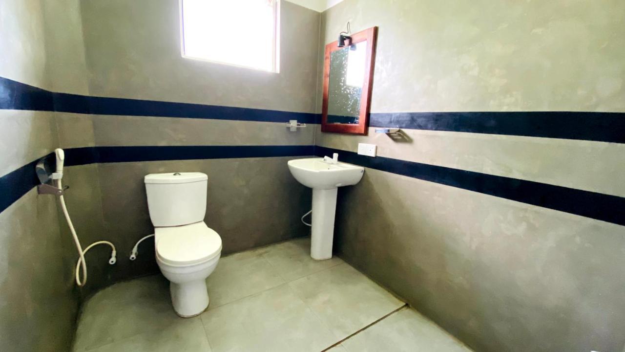 Madiha Surf House Lanka Otel Matara Dış mekan fotoğraf
