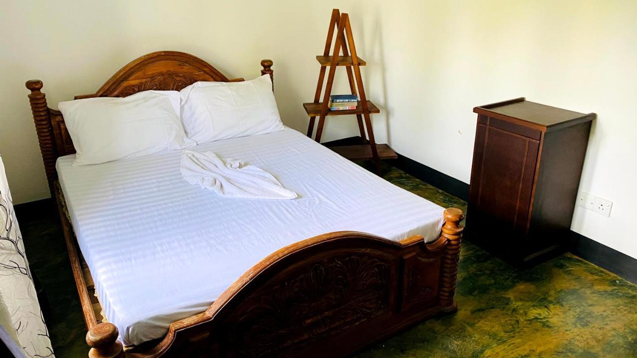 Madiha Surf House Lanka Otel Matara Dış mekan fotoğraf