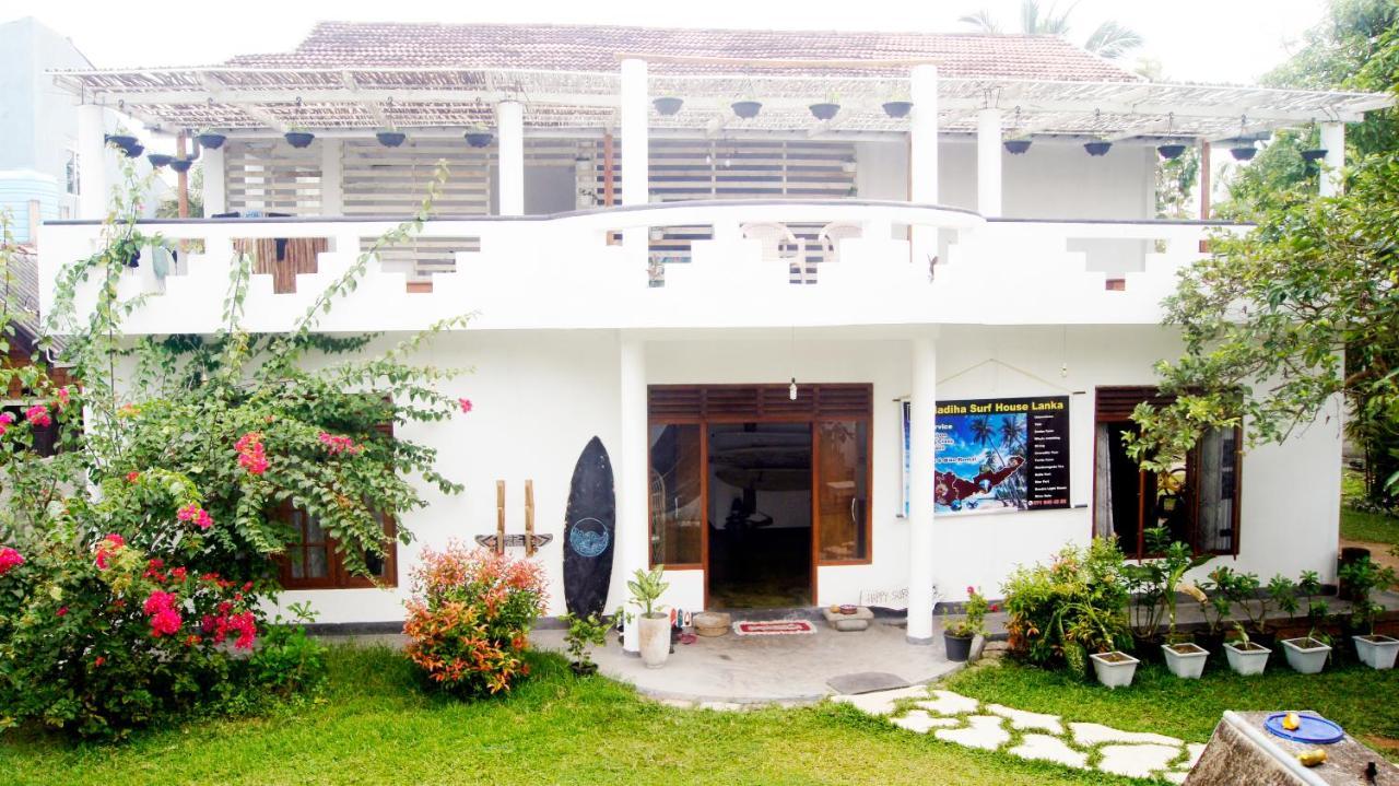Madiha Surf House Lanka Otel Matara Dış mekan fotoğraf